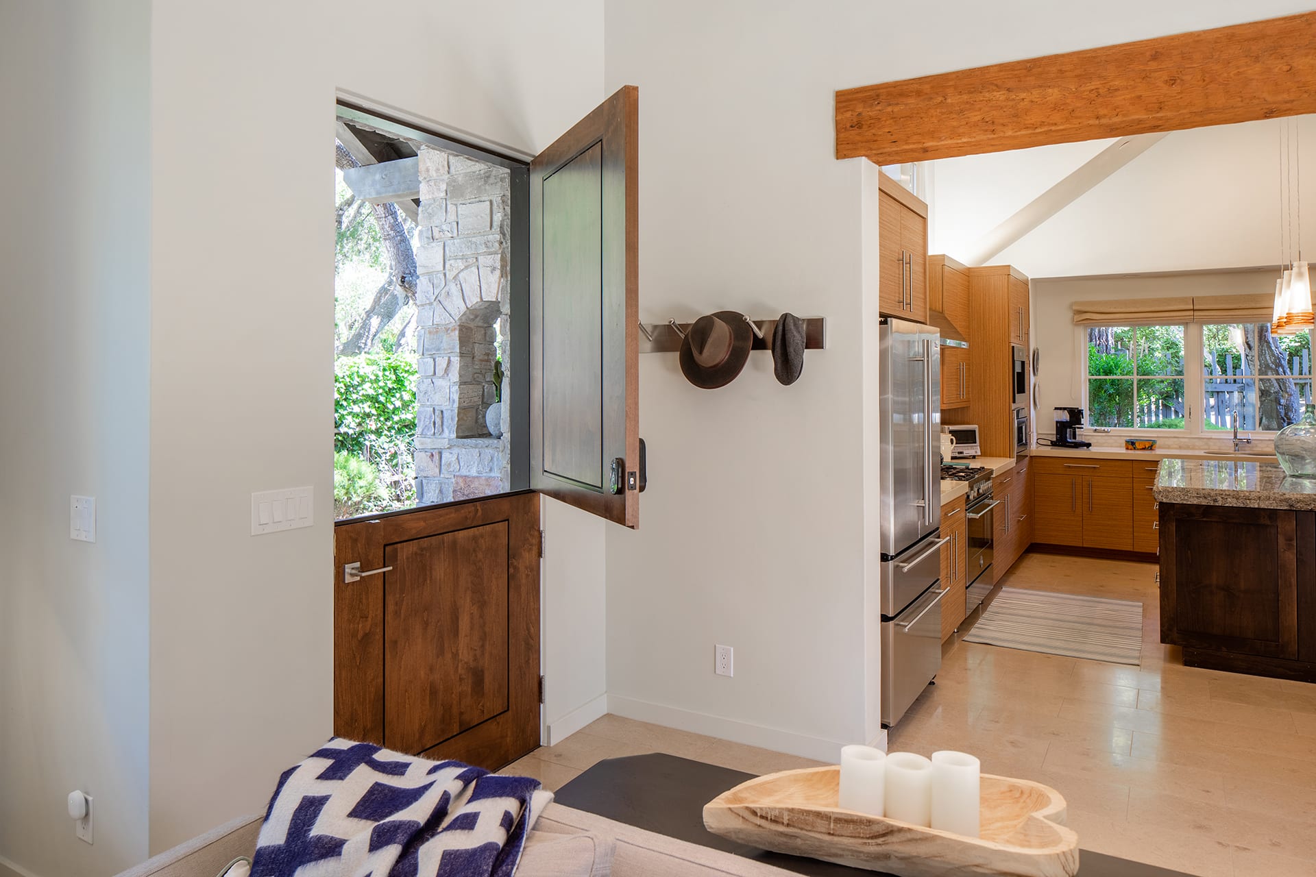 Immaculate by the Sea - Monte Verde & 13th SW Corner