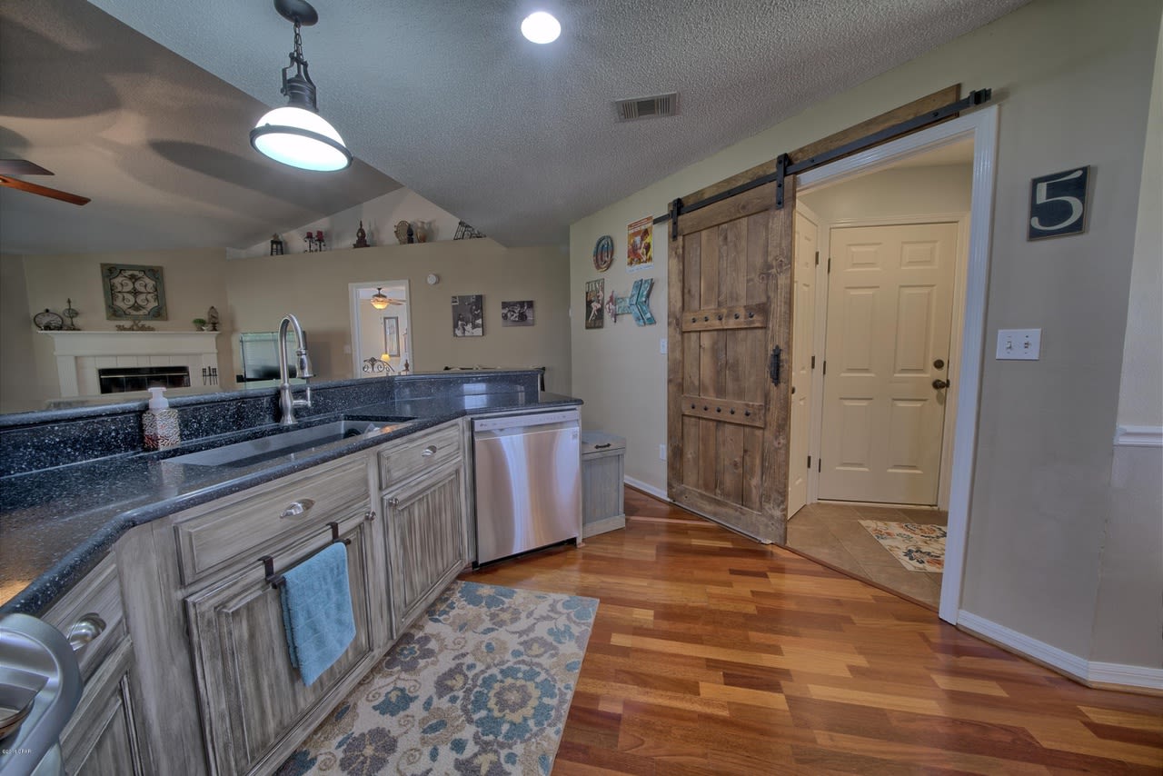 1416 DUNNETT Road