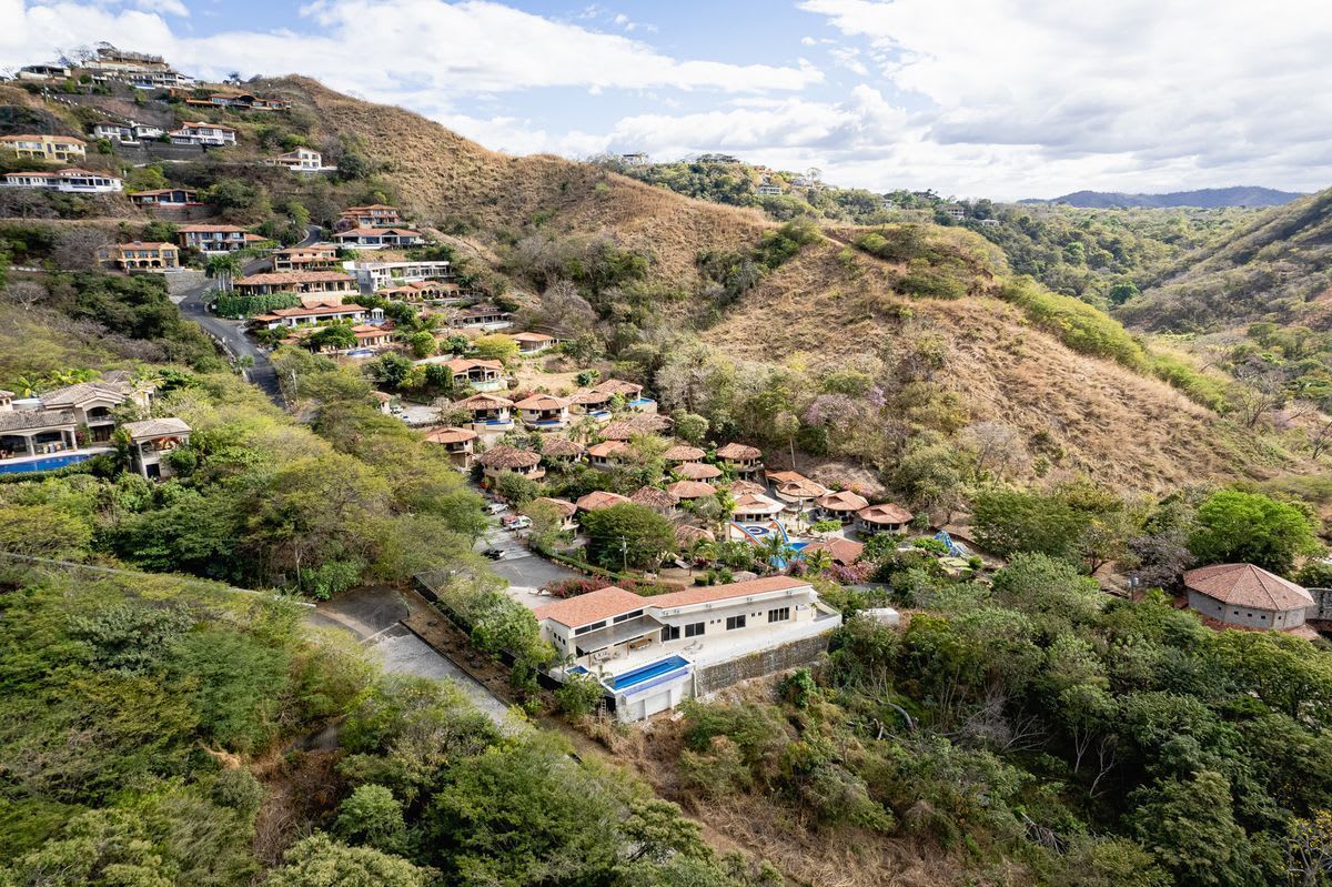 Newly built Ocean View Casa Linda