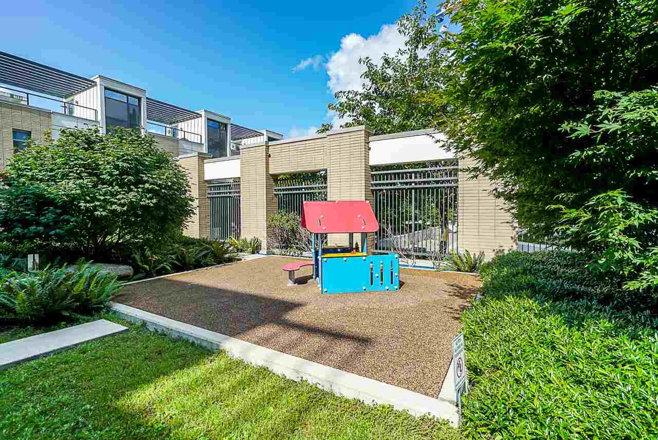 1009-6461 Telford Ave
