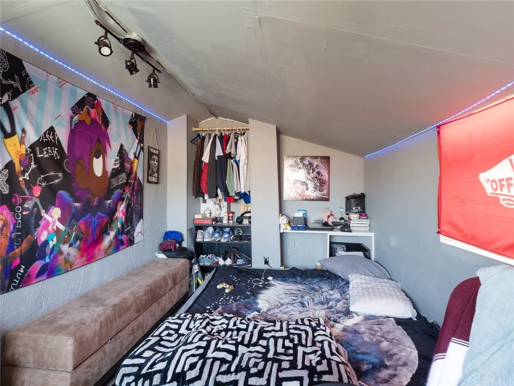 3717 W 116th Street