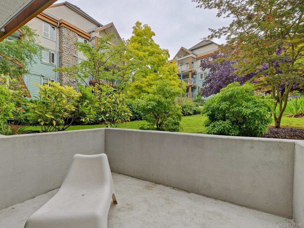 110-494 Marsett Pl, Saanich