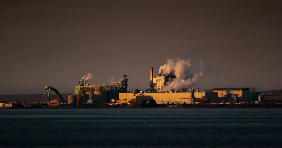 Wallula plant to close paper machine resulting in loss of 200 jobs 