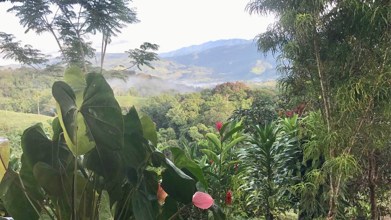 Waterfall River Luxury Home, Dominical, Puntarenas