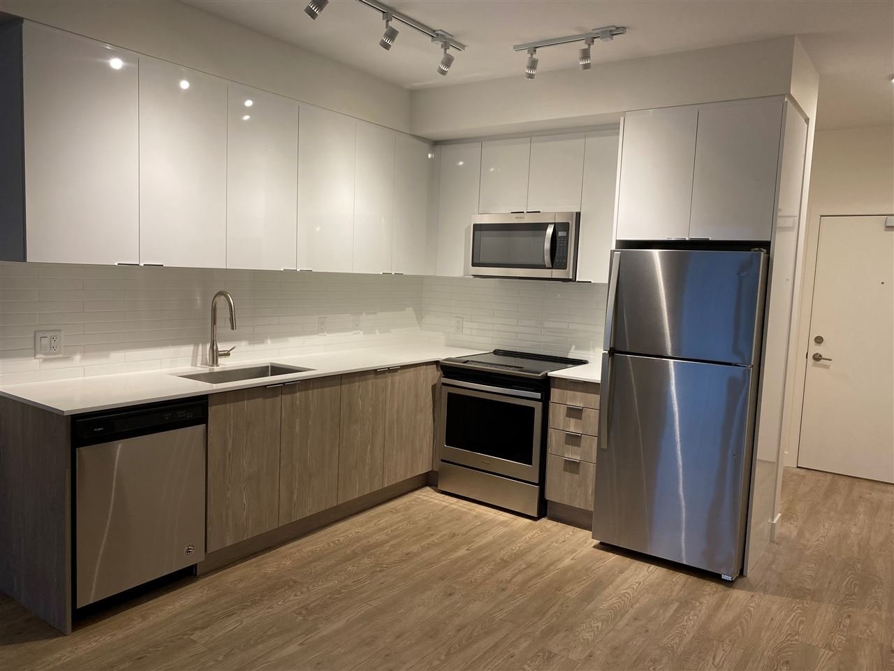 613-37881 Cleveland Ave