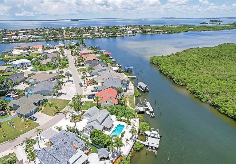 6617 Dolphin Cove Dr