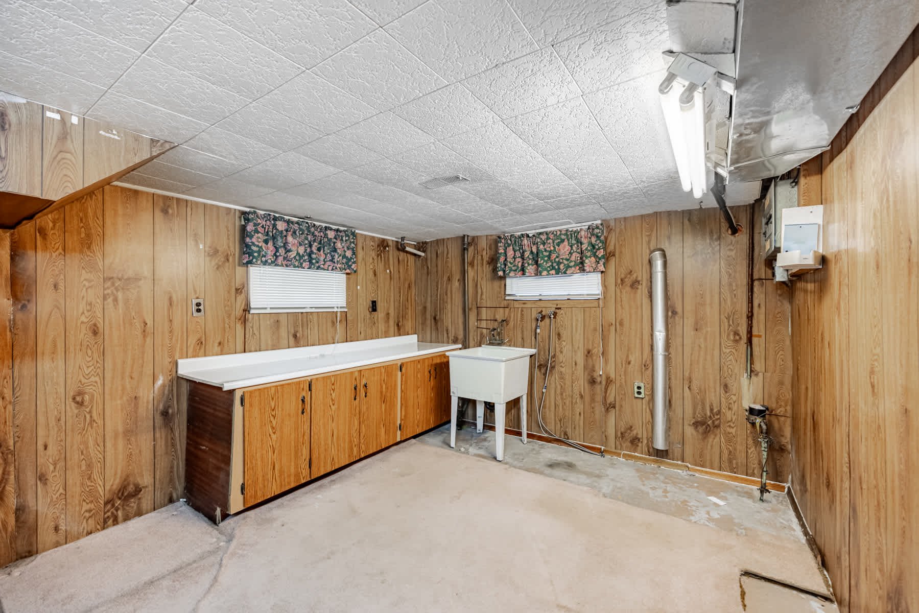 1578 Kenmuir Avenue