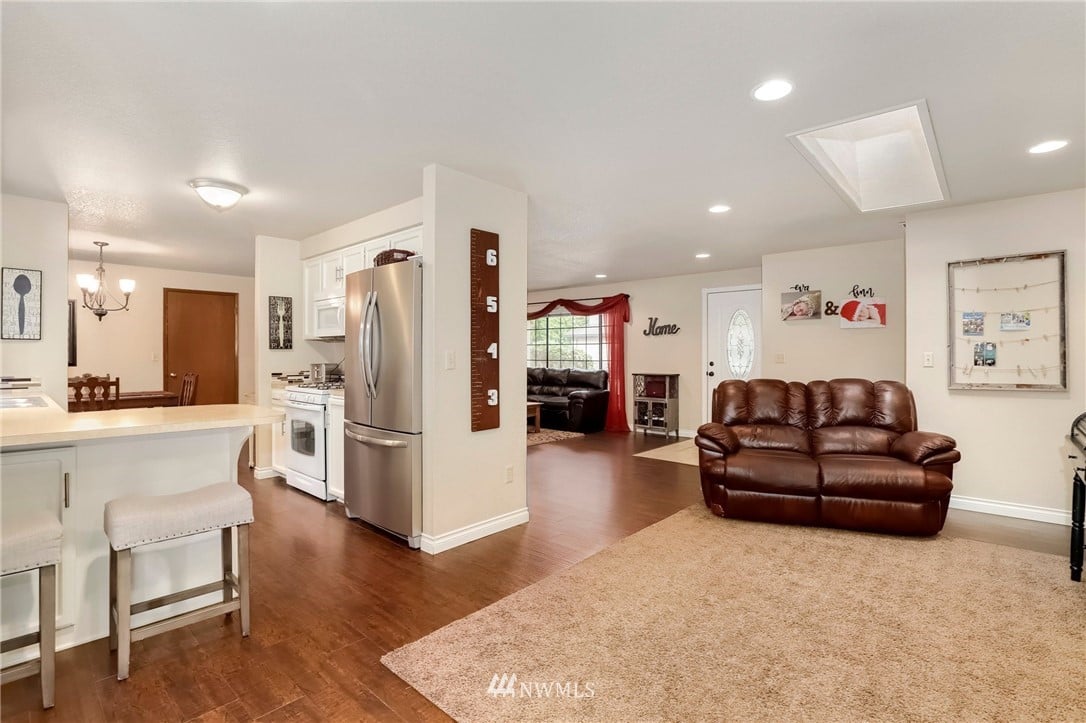 8102 24th Dr