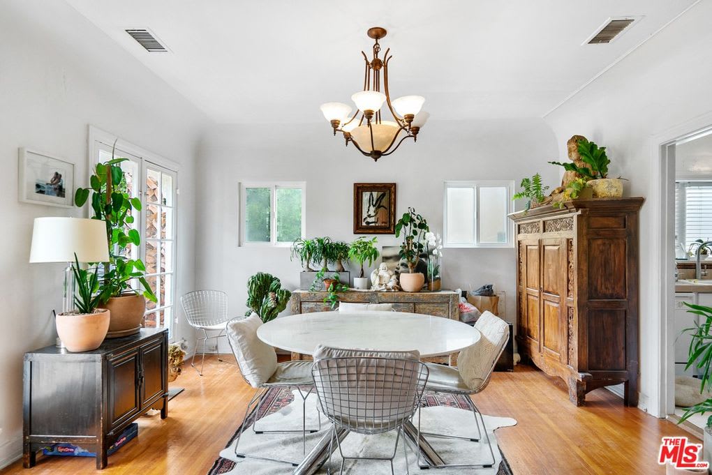 933 N Crescent Heights Blvd