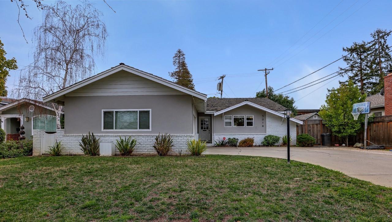 3016 Rosemary Ln