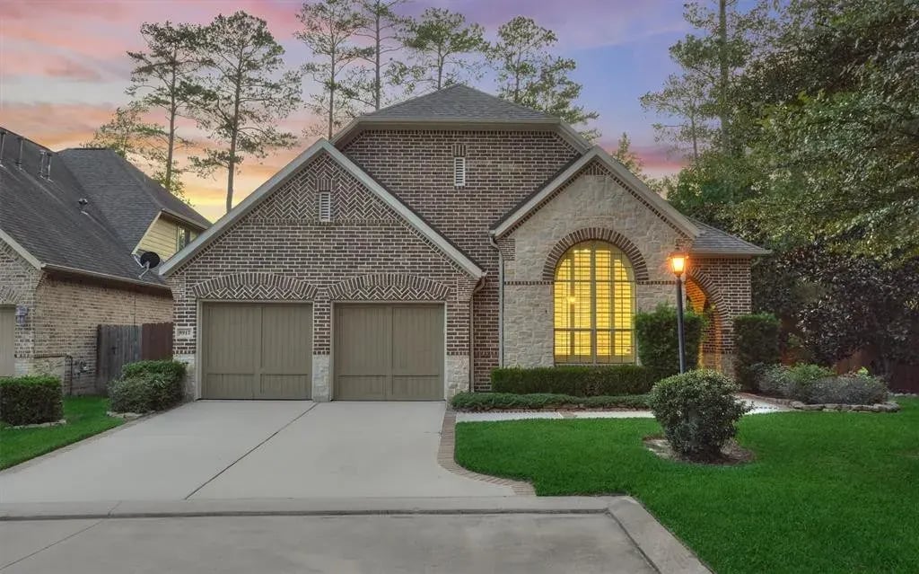 8917 Van Allen Dr
