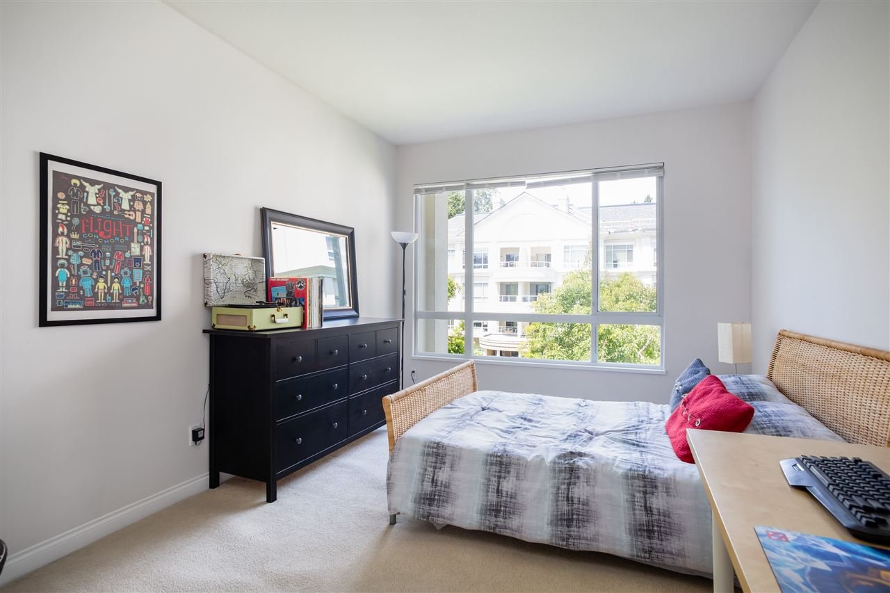 309-5735 Hampton Pl