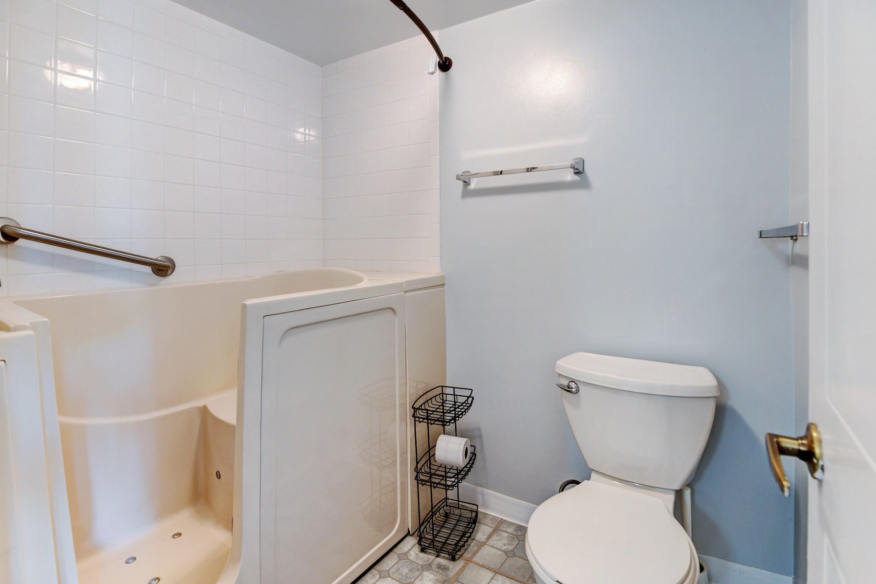 4570 E Yale Avenue #301