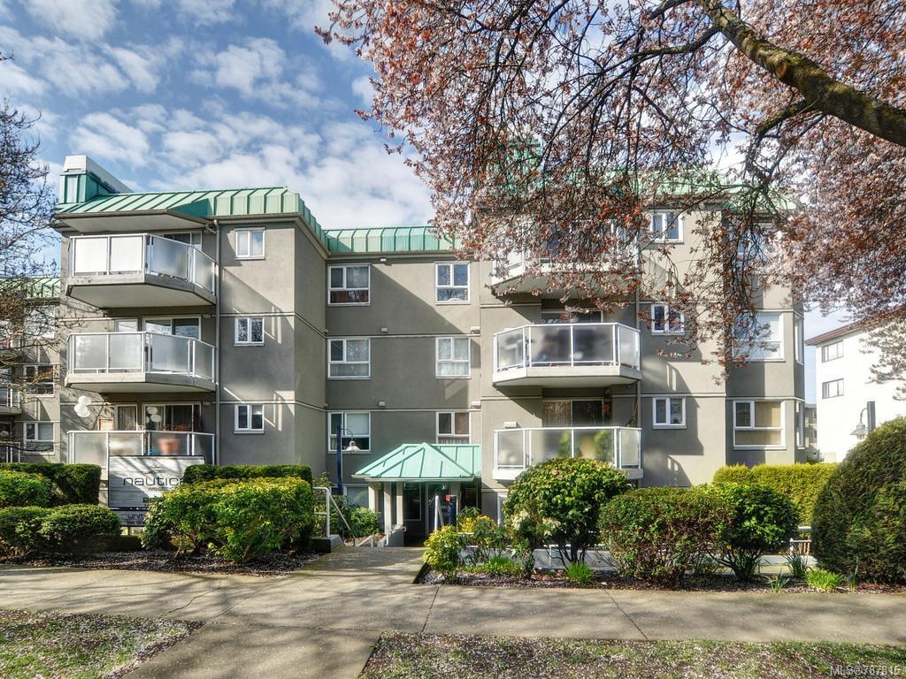 102-2520 Wark St, Victoria