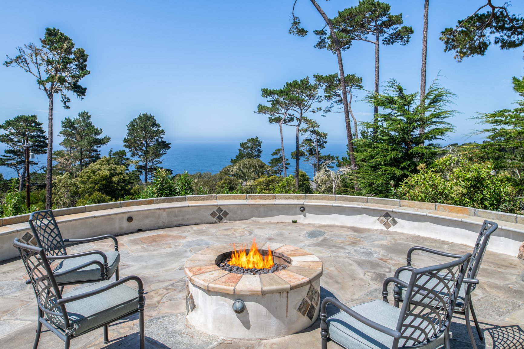 1277 Padre Ln
