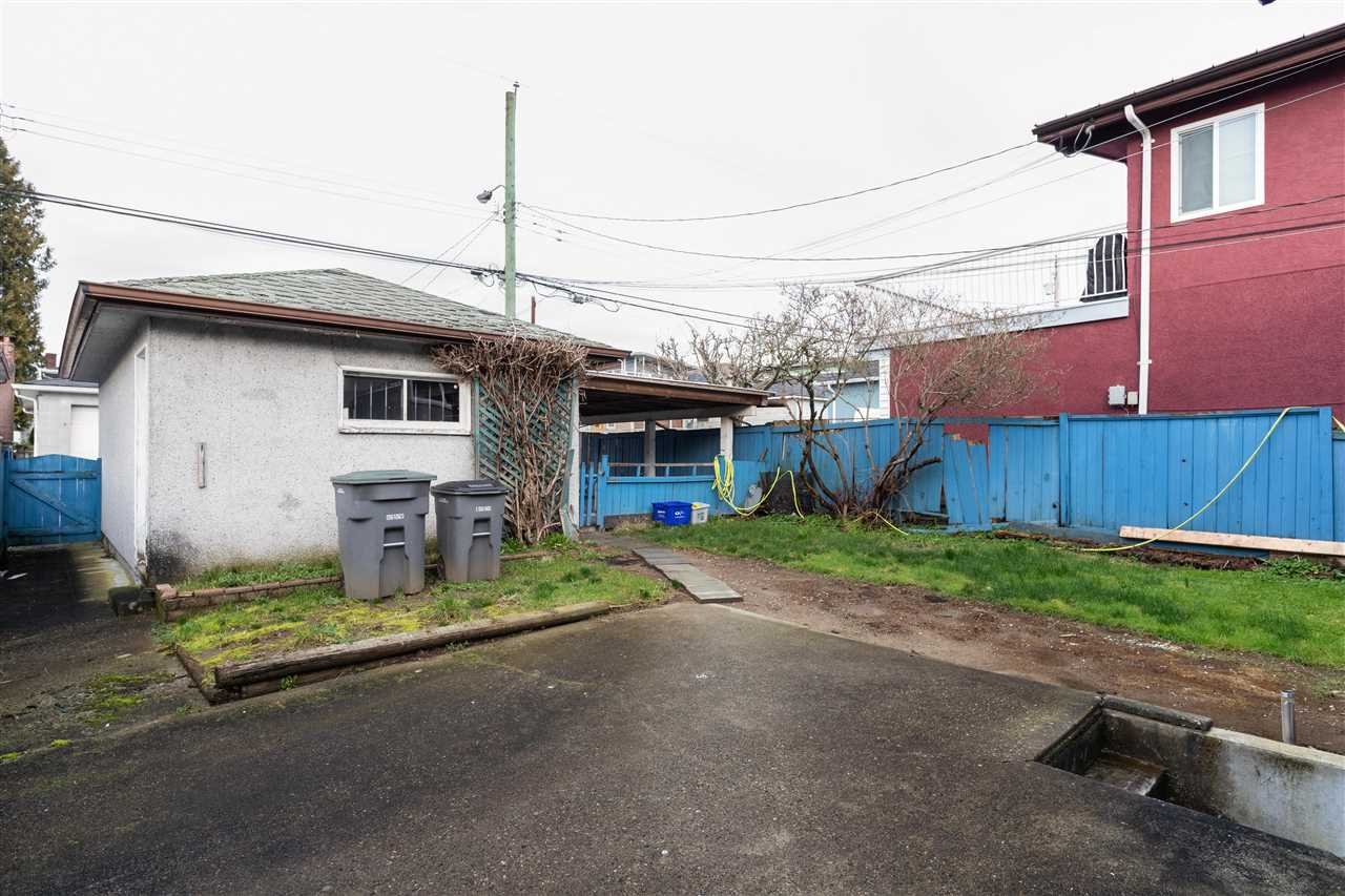 3151 E 7th Ave