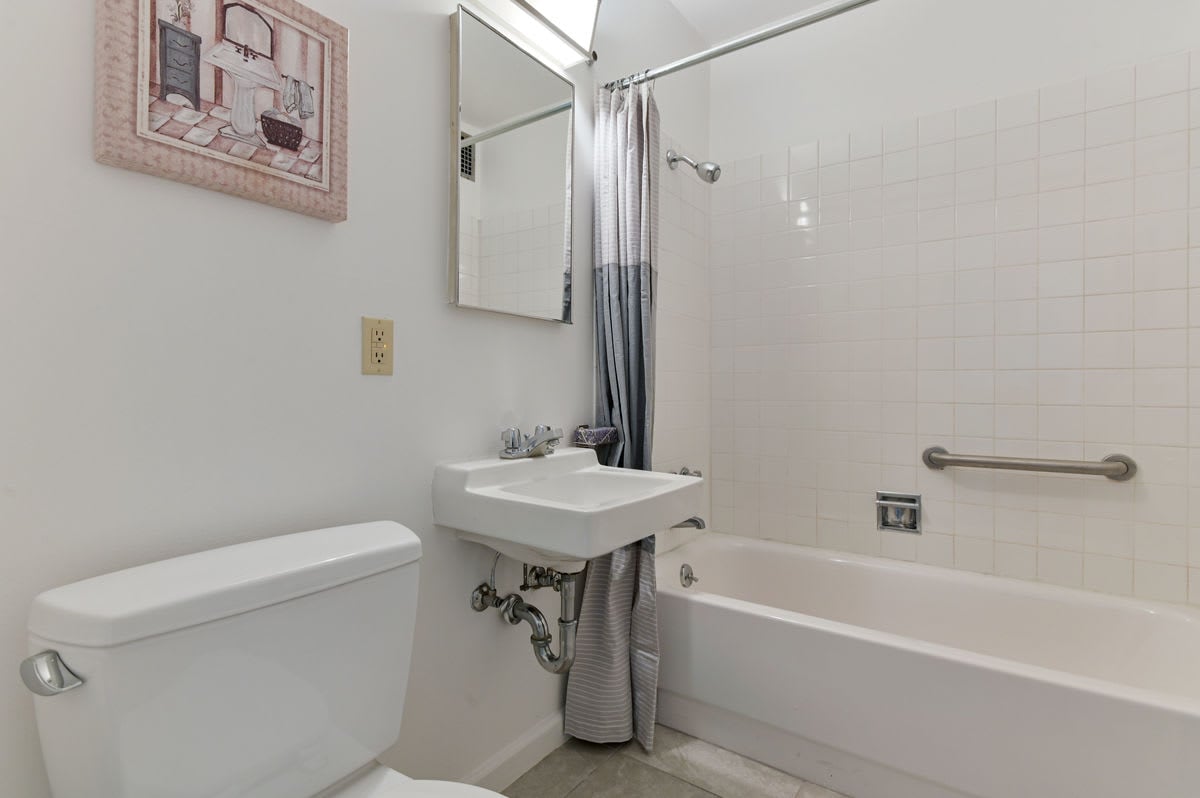 35 Lottie Bennett Ln #2, San Francisco, CA 94115