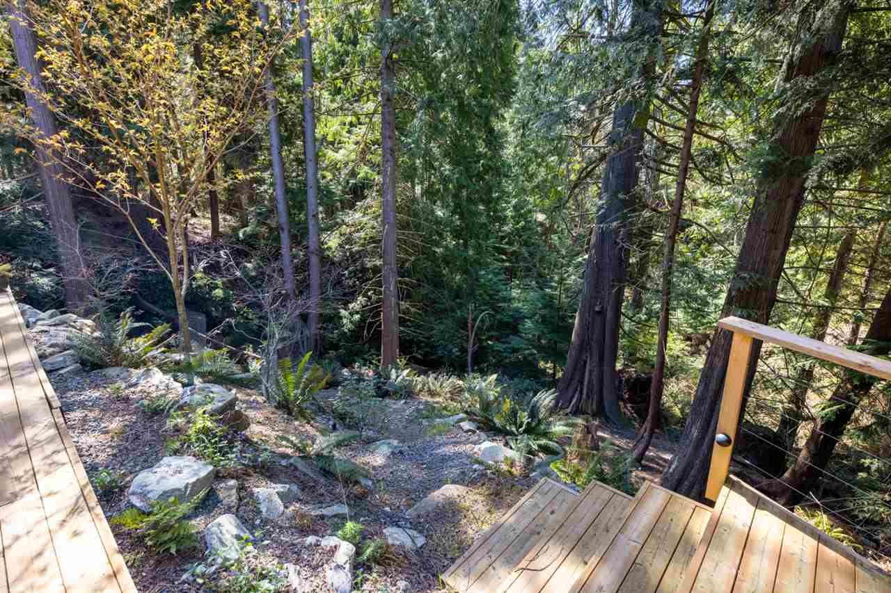 946 Spyglass Rd