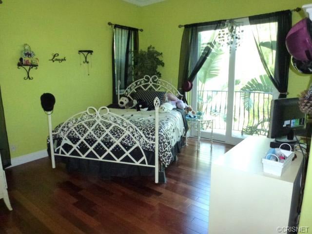 23240 Schoenborn St West Hills, CA