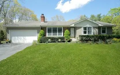 76 Squires Aven