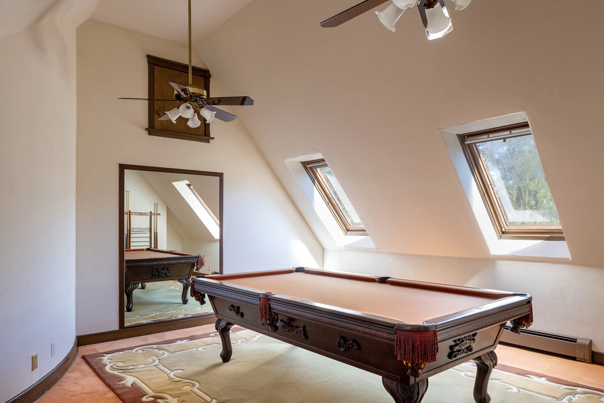 Pebble Beach Manor - 1263 Sombria Lane