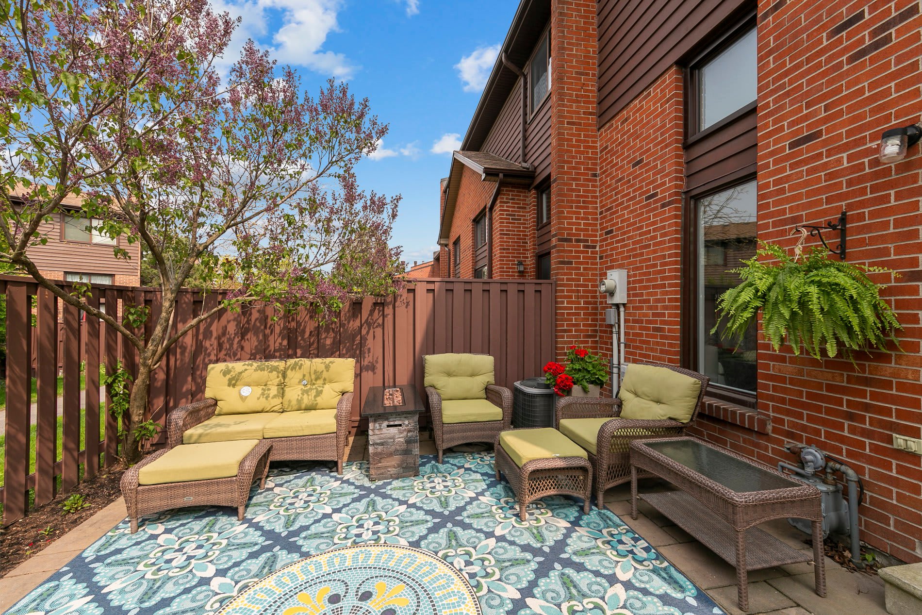 40-4165 Fieldgate Dr
