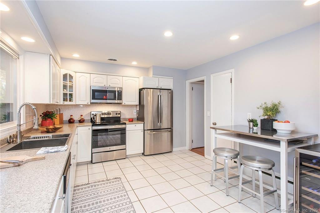 26 Davenport Dr