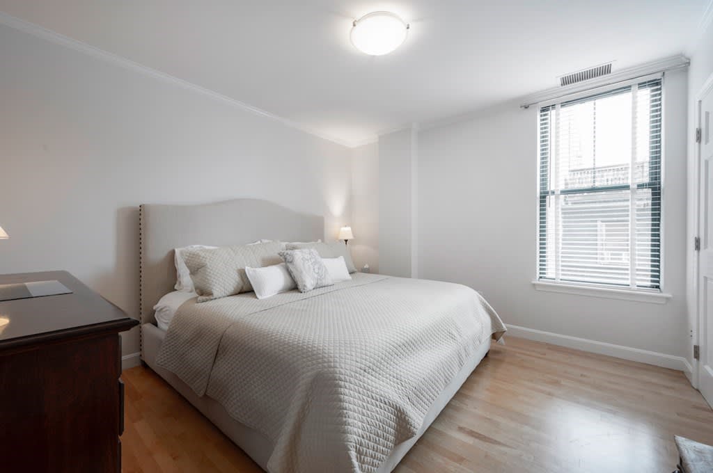 75 Clarendon St - Unit: 306