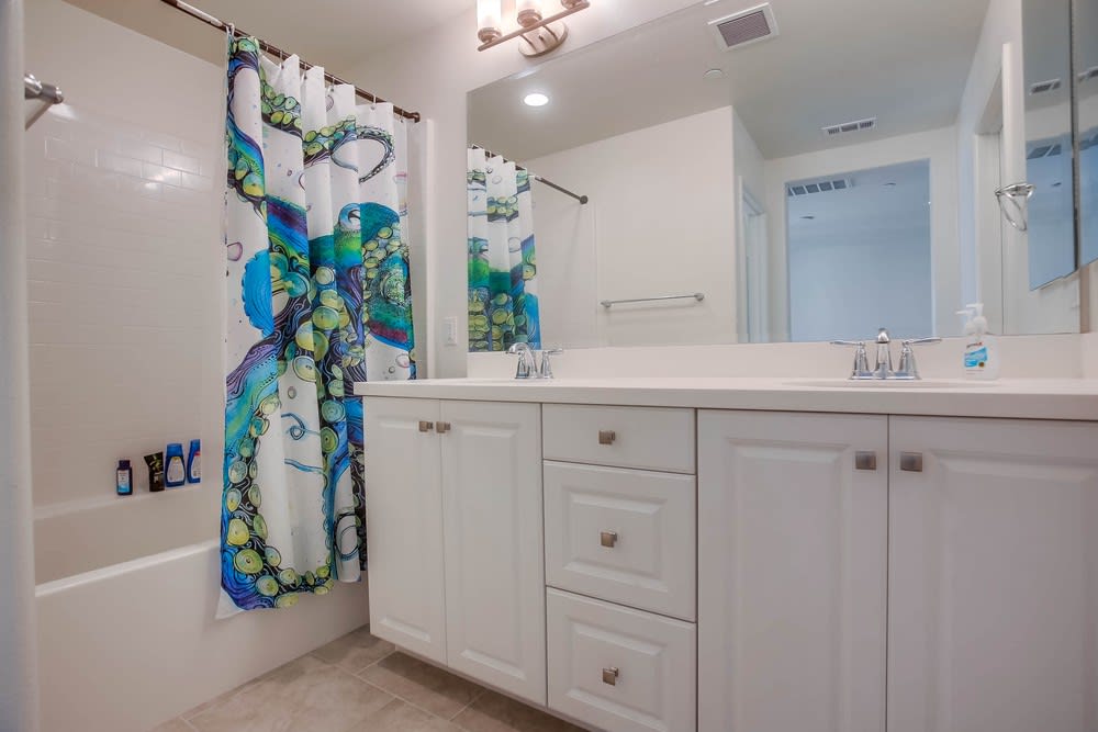 2229 Solara Ln 