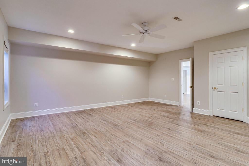 1316 Alexandria Ave