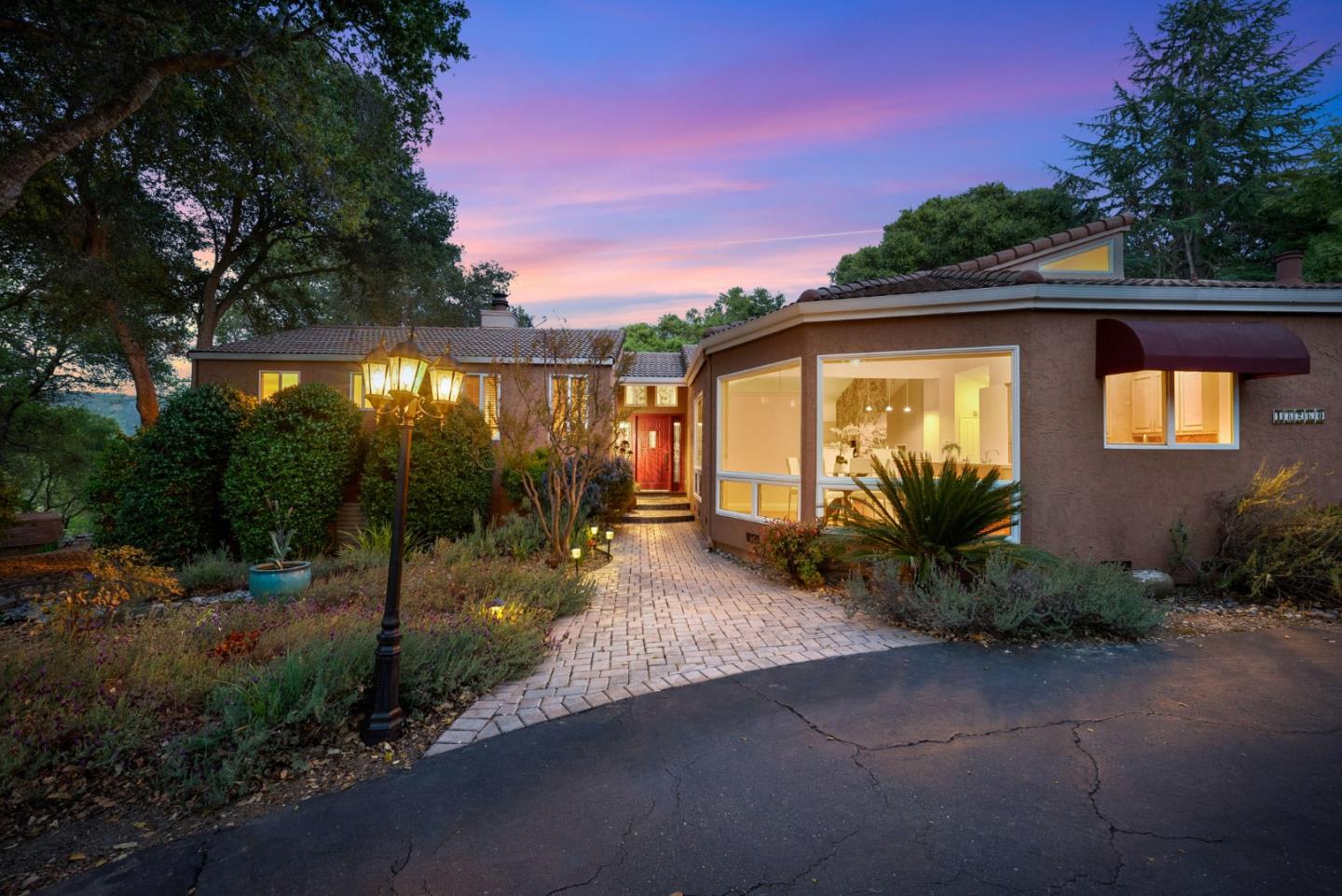 18260 Lakeview Ct Los Gatos, CA 95033