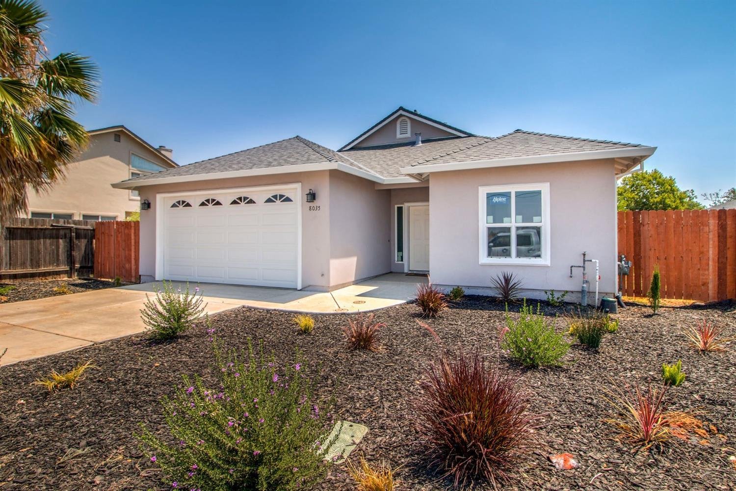 8035 Cottonwood Ln