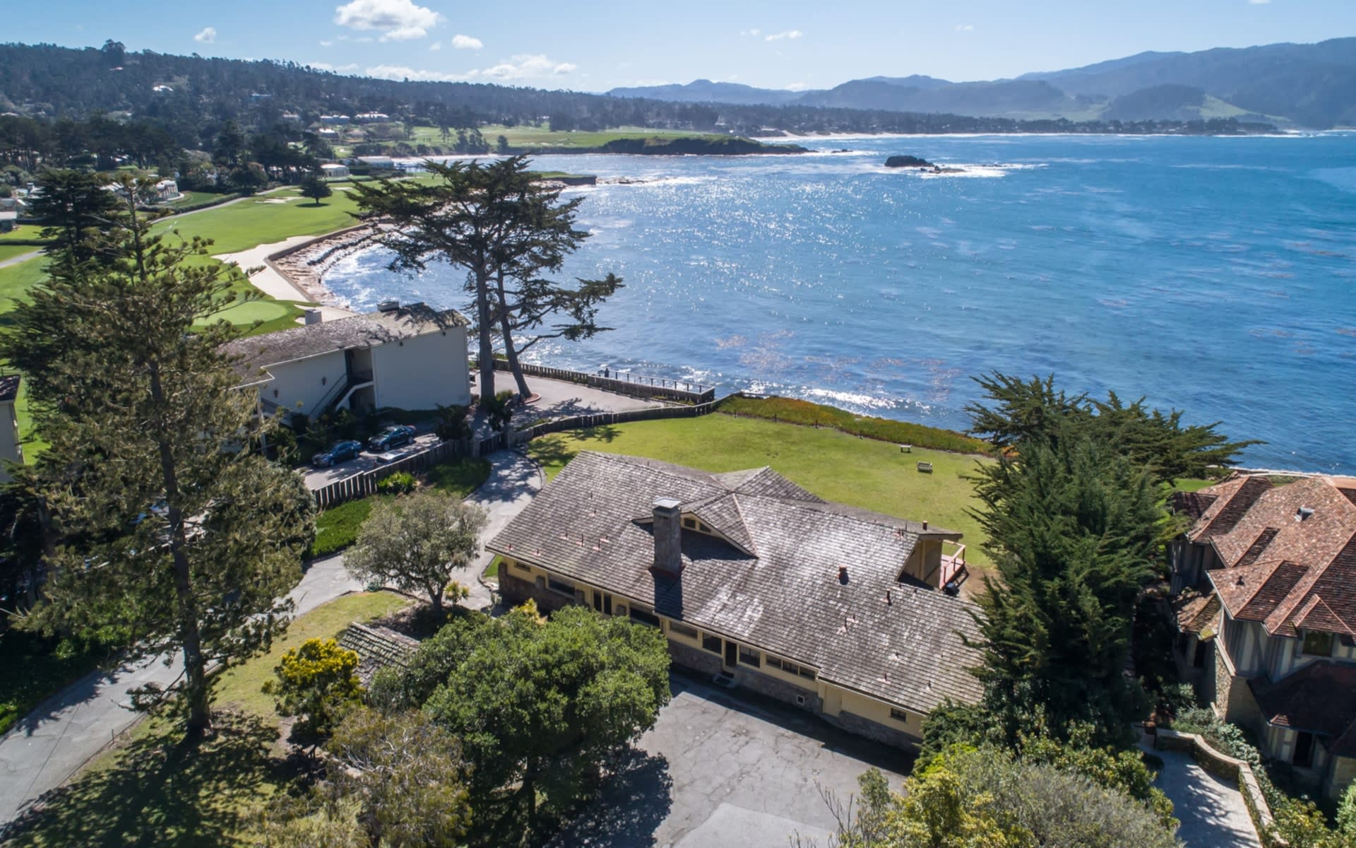 1498 Cypress Dr