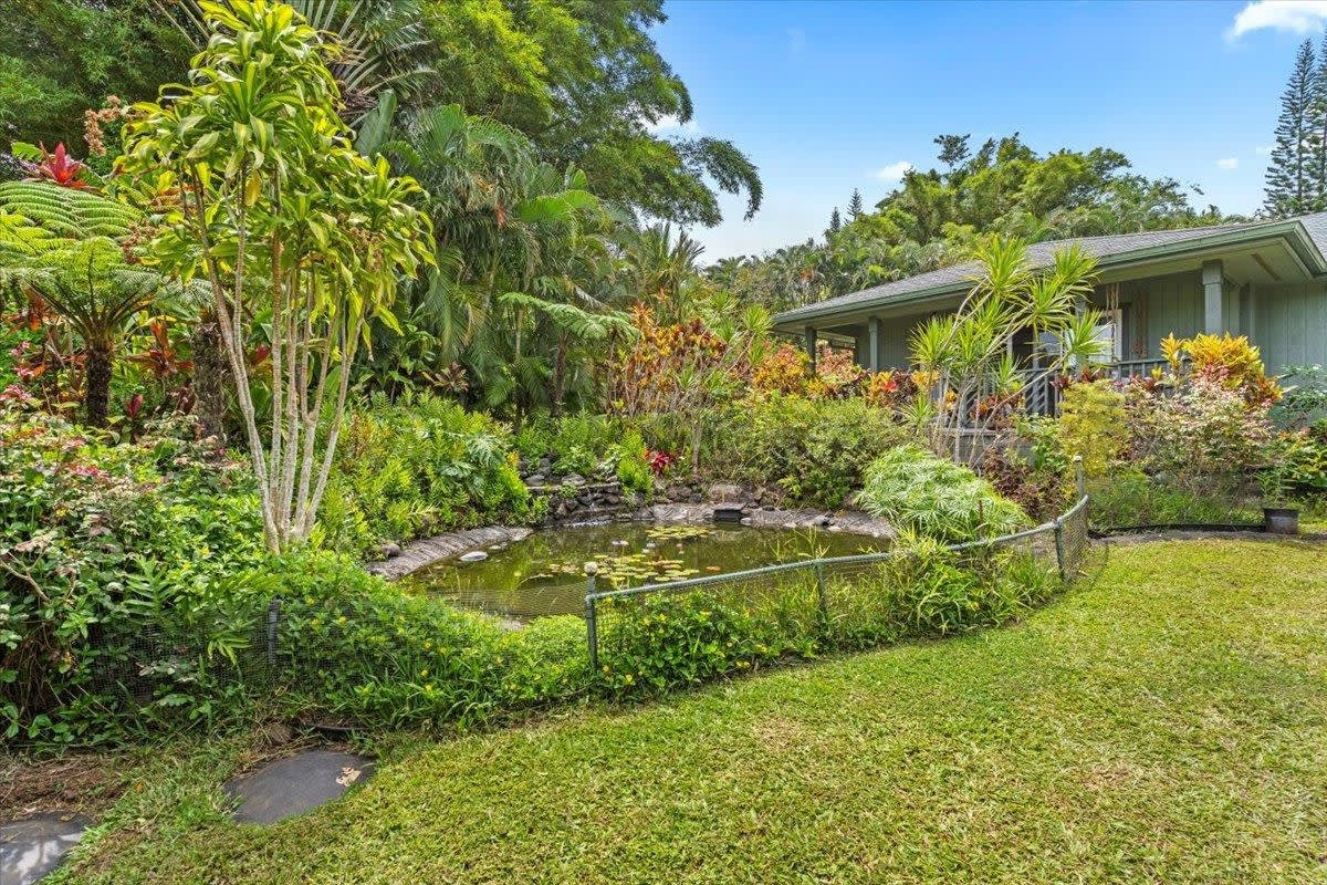 60 Koolau Rd  
