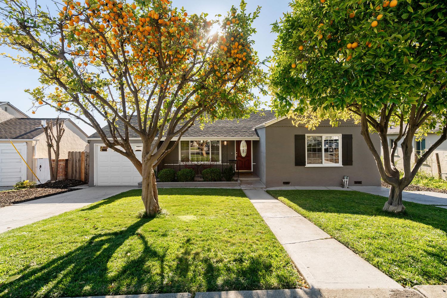 15973 Wellington Way