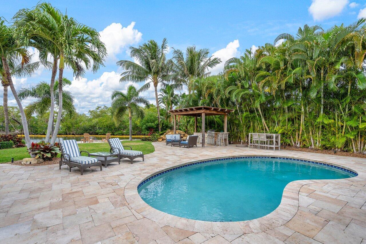 601 Phillips Dr