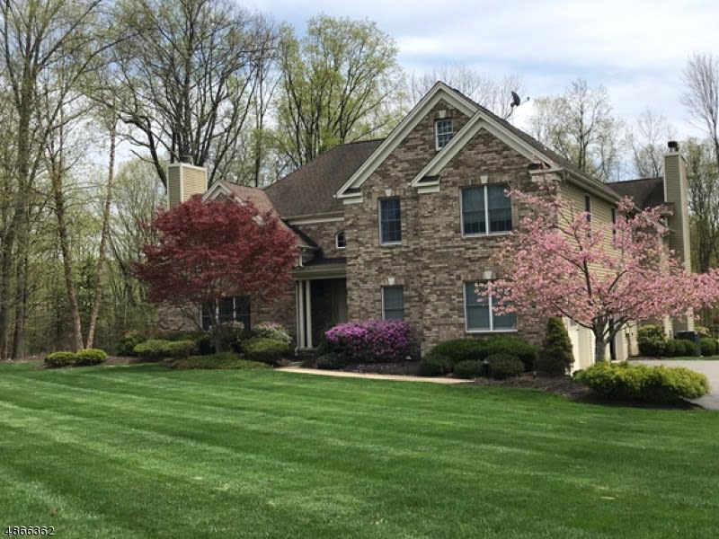 2 Shadowbrook Way