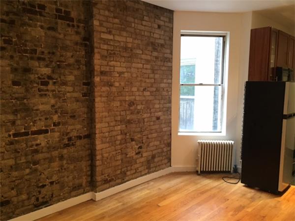 219 Mott Street, Apt 4-RN