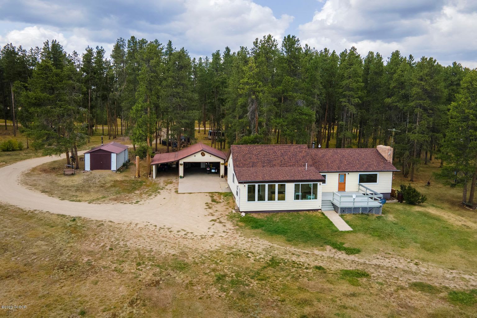 732 GCR 519 / Wildberry Ln 