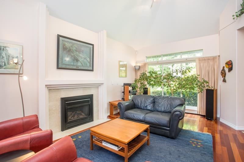 1486 Lansdowne Dr