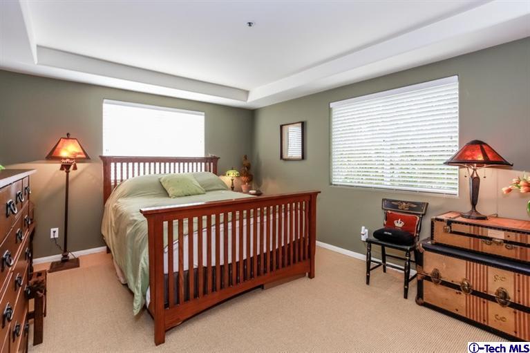 335 S Sierra Madre Blvd, #104