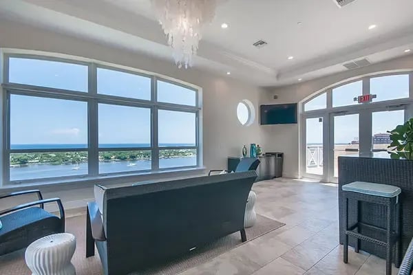 Esplanade Grande Condos for Sale