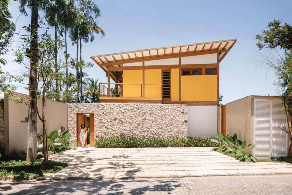 Midcentury Inspiration Shapes Modern Sustainable Beach House in Brazil