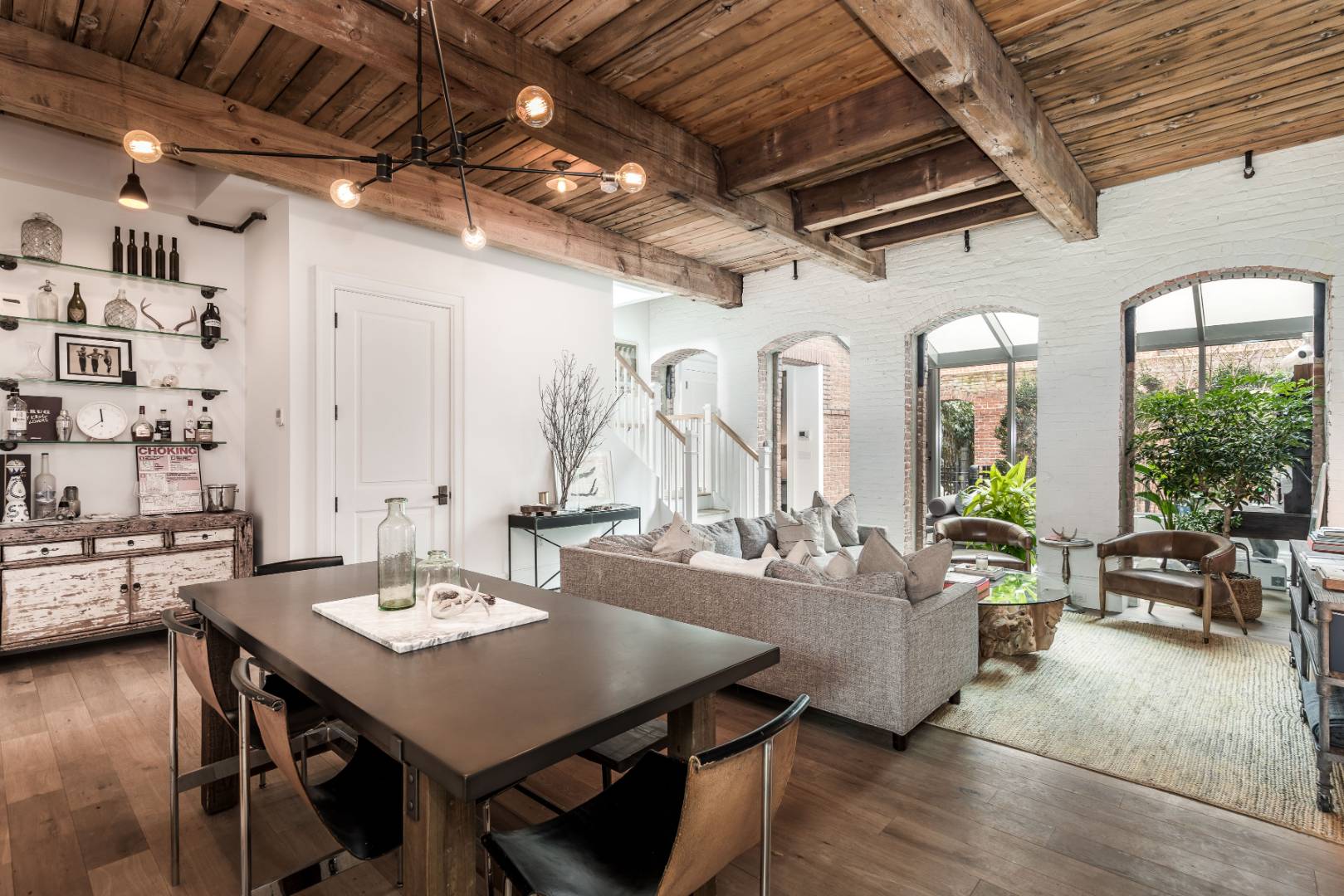 Designer's Own Luxury Retreat at Watchcase