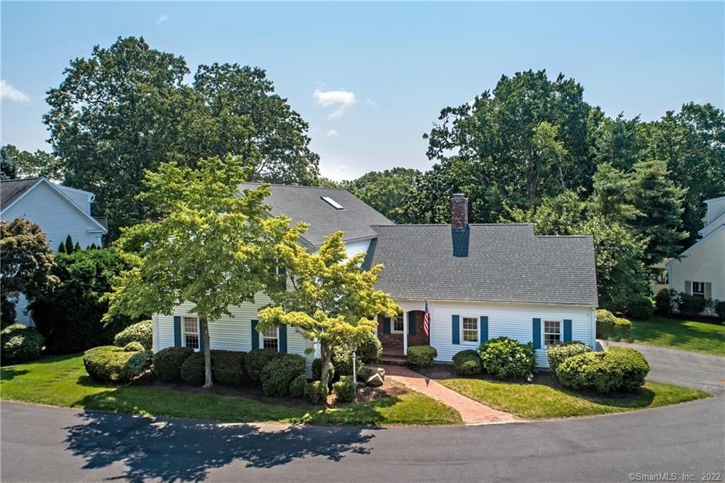14 Longview Terrace Unit 14