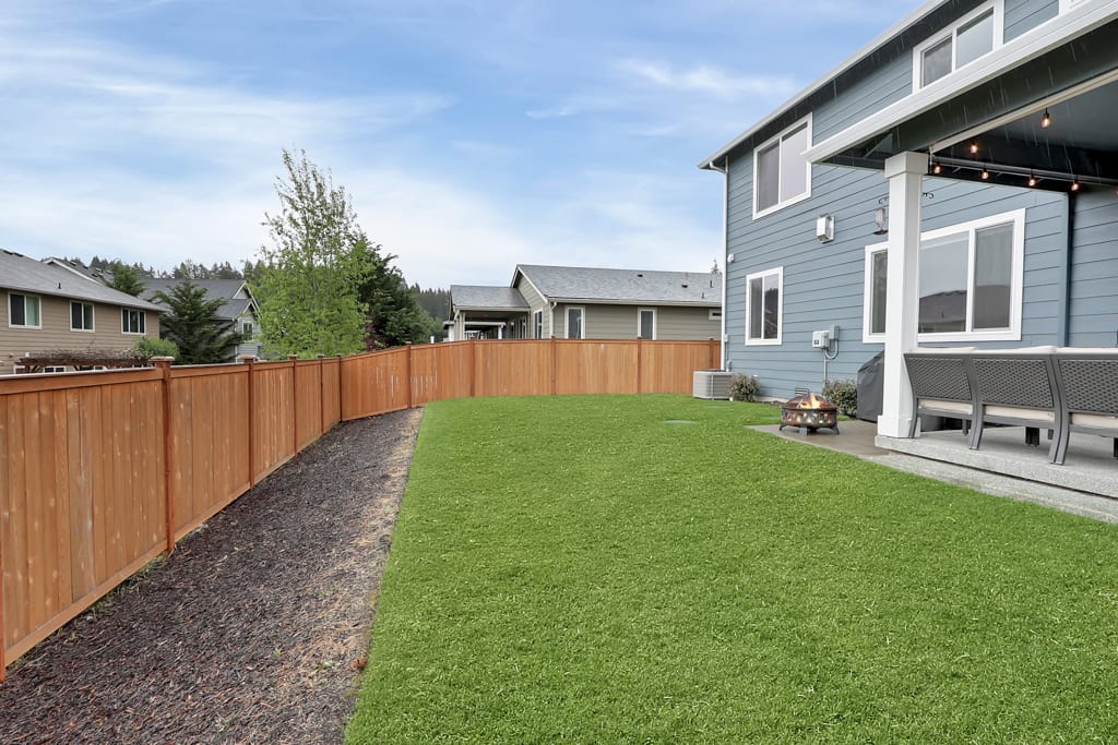 KB Home Resale in Falling Water
