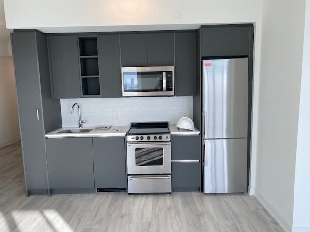 251 Manitoba St Unit: 2108