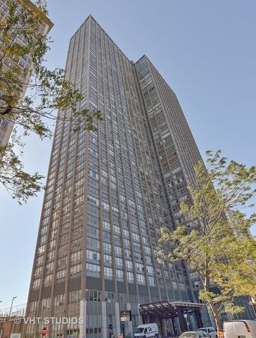655 W Irving Park  Road, Unit 1508