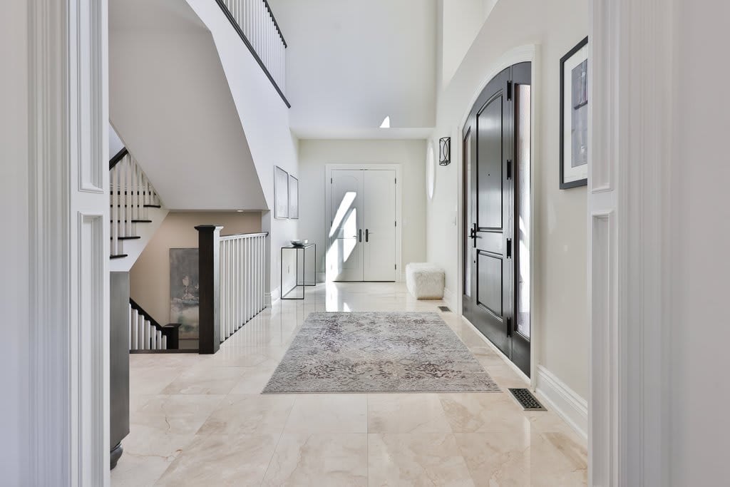 2015 Elmhurst Avenue, Oakville