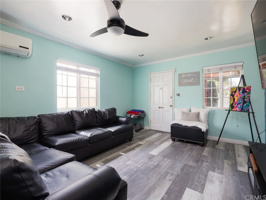 3717 W 116th Street